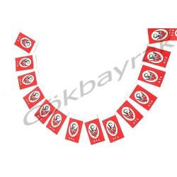 İpe Dizili Atatürk Bayrağı (40'lı)-8x12 cm İpe Dizili Atatürk Bayrağı (40'lı)-8x12 cm