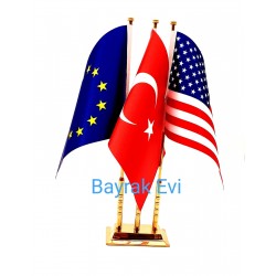 Pirinç Üçlü Masa Bayrağı Pirinç Üçlü Masa Bayrağı